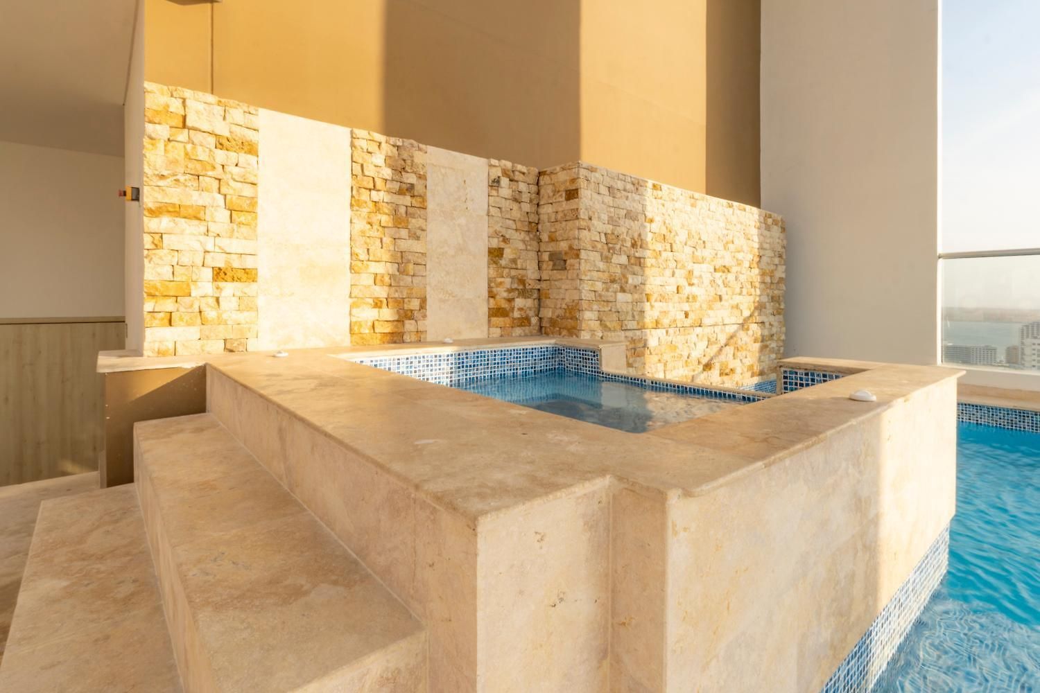 Luxury Duplex With Pool, Sunset Views, & Comfort Apartment