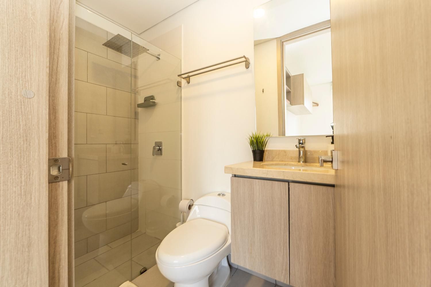Luxury Duplex With Pool, Sunset Views, & Comfort Apartment