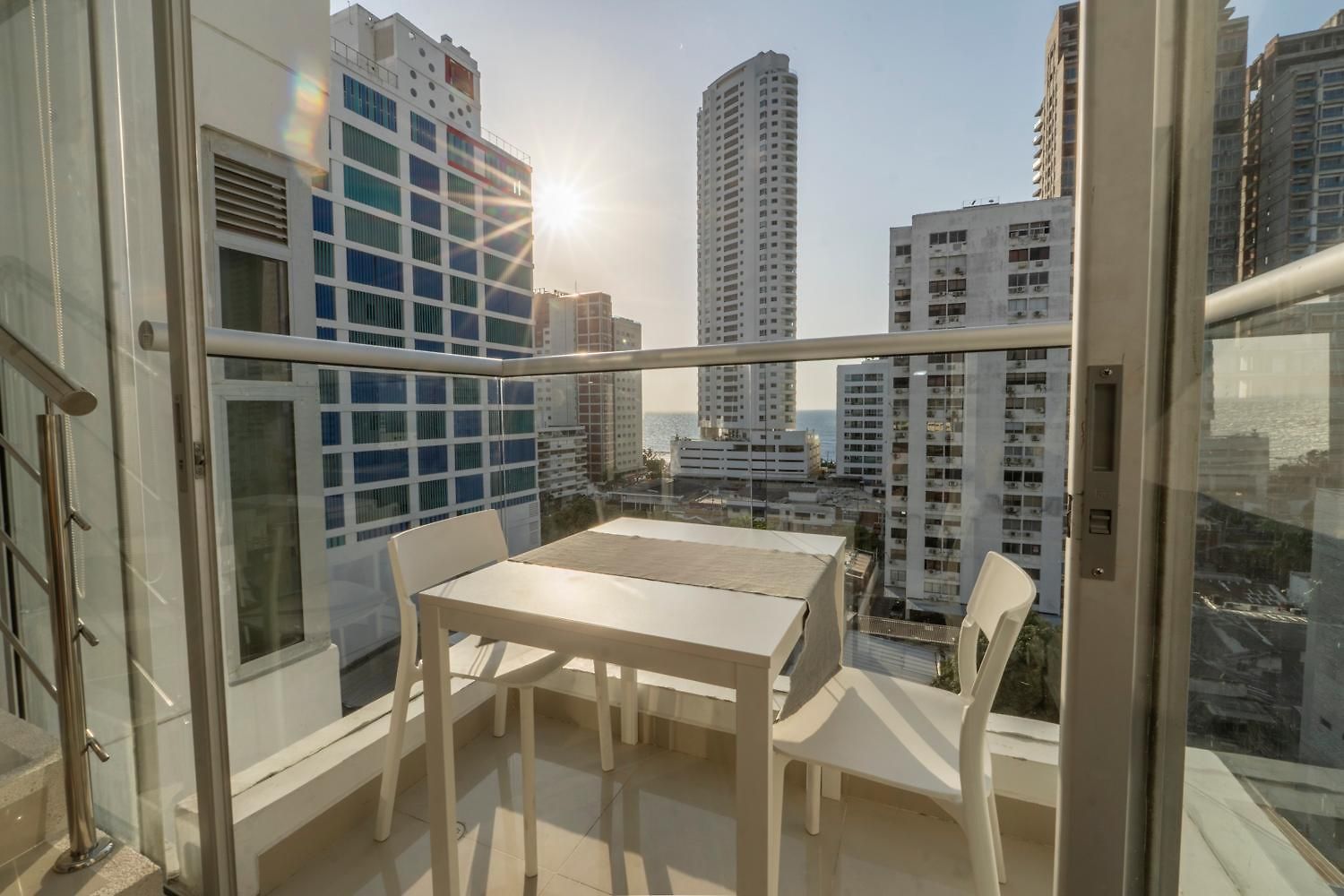 Luxury Duplex With Pool, Sunset Views, & Comfort Apartment *