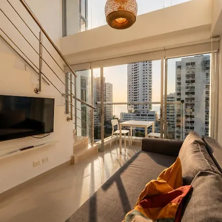 Luxury Duplex With Pool, Sunset Views, & Comfort Apartamento