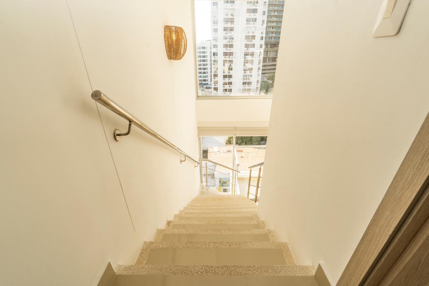 Apartment Luxury Duplex With Pool, Sunset Views, & Comfort *